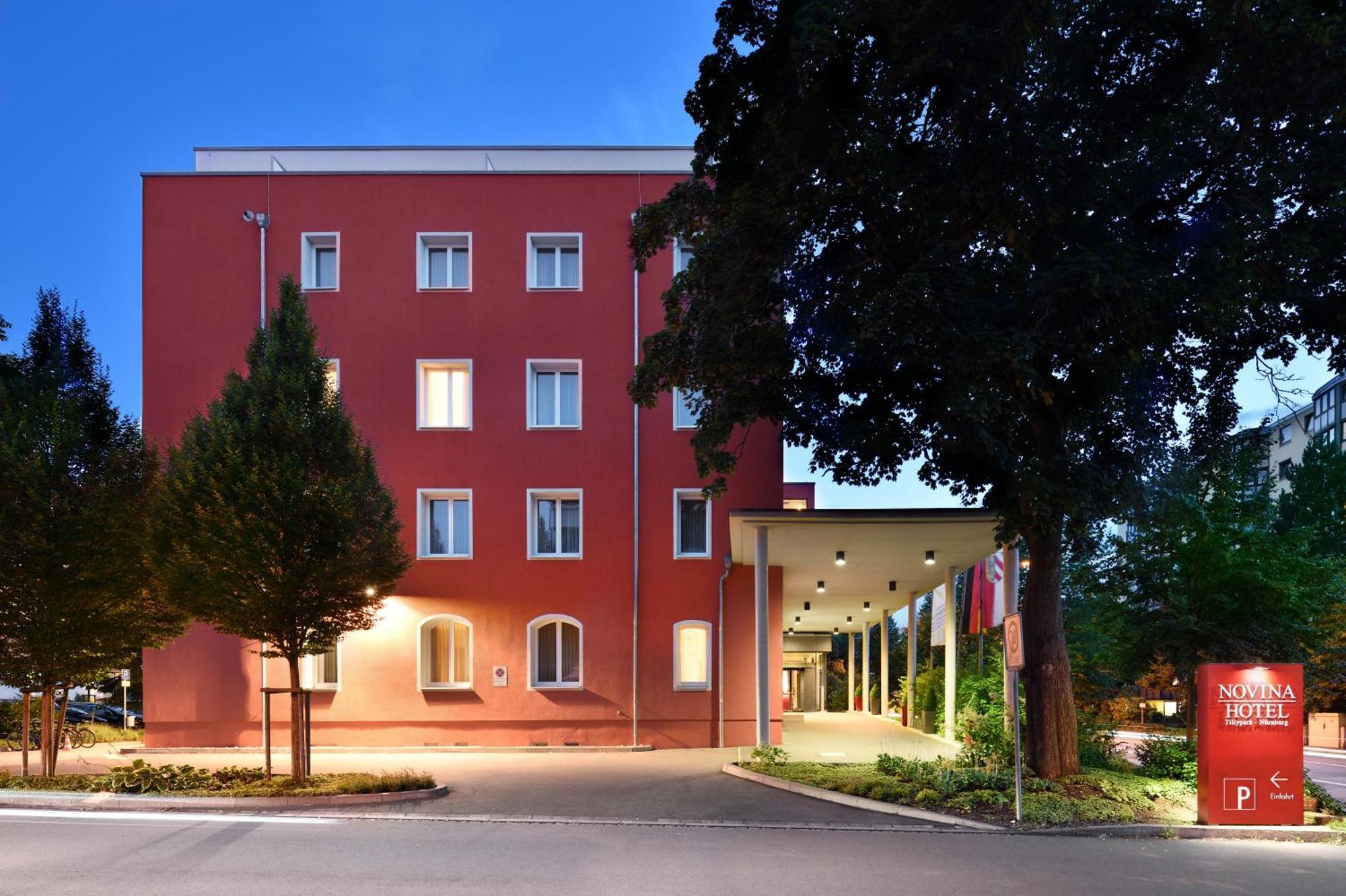 Novina Hotel Tillypark Нюрнберг Екстер'єр фото