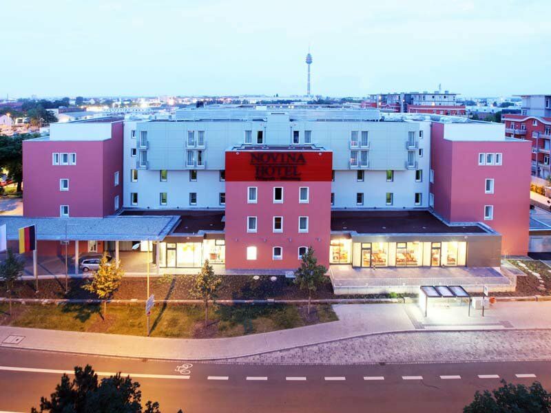 Novina Hotel Tillypark Нюрнберг Екстер'єр фото