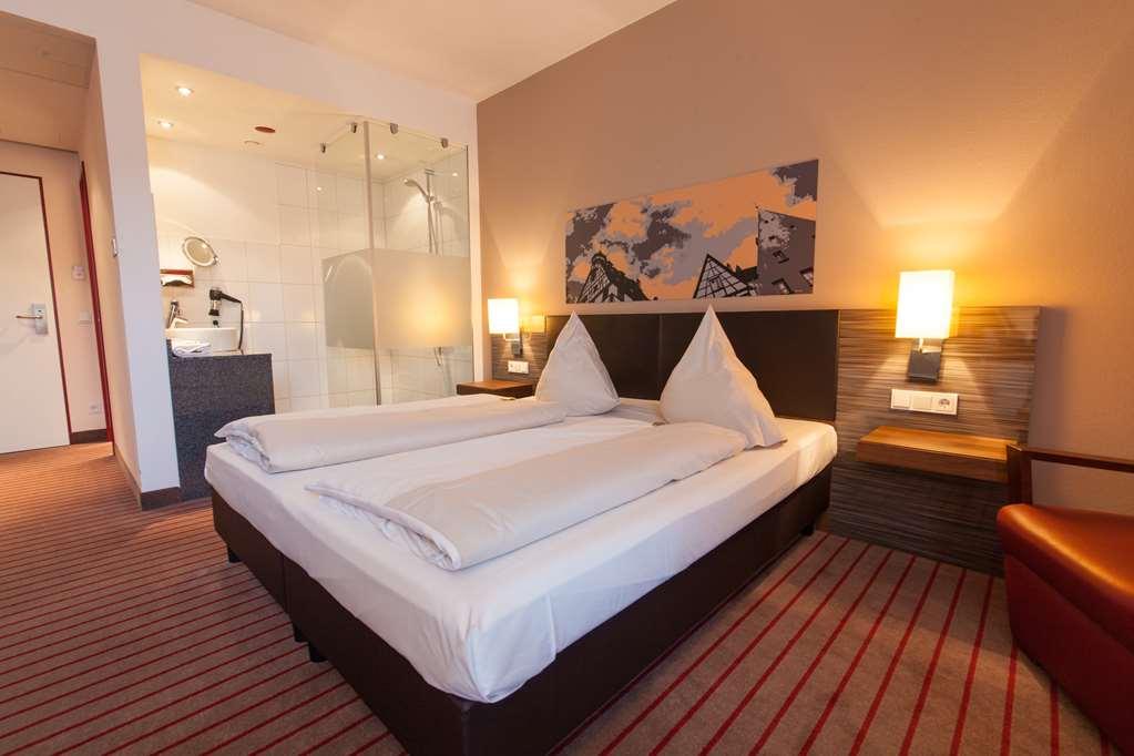 Novina Hotel Tillypark Нюрнберг Номер фото